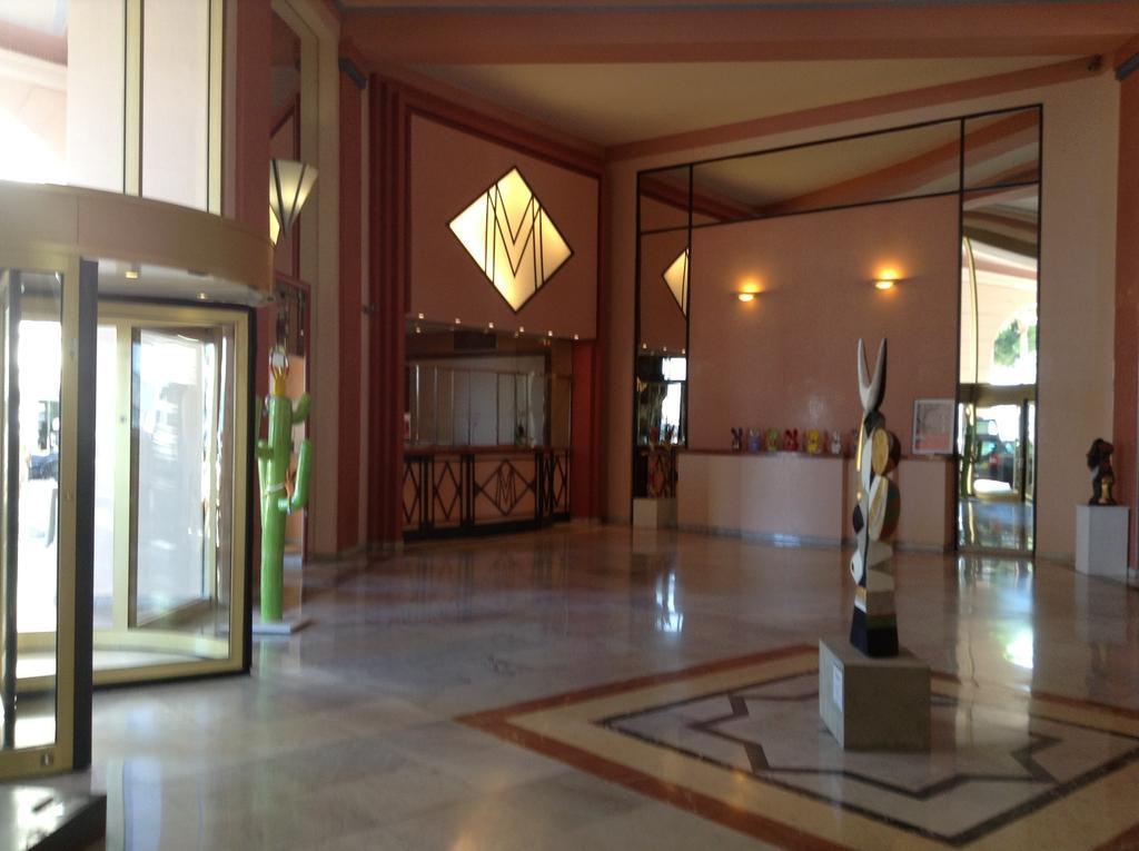 Cannes, Croisette, Palais Miramar Cameră foto