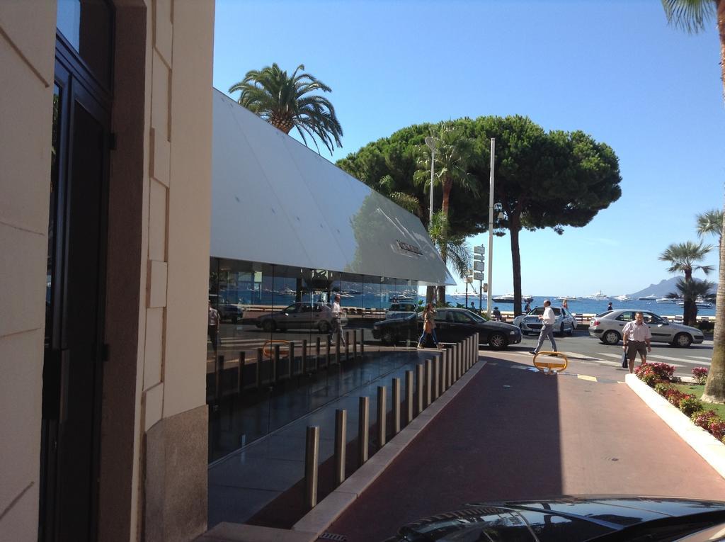 Cannes, Croisette, Palais Miramar Cameră foto